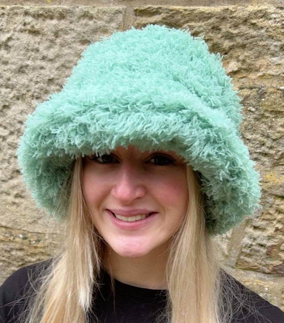 Curly Frills Mint Green Faux Fur Bucket Hat-Festival Hat-Floppy Hat-Fur Hat-Fake Fur Hat-Rave Hat-Mint Fur Hat-Sage Green Fur-Y2K Vegan Hat