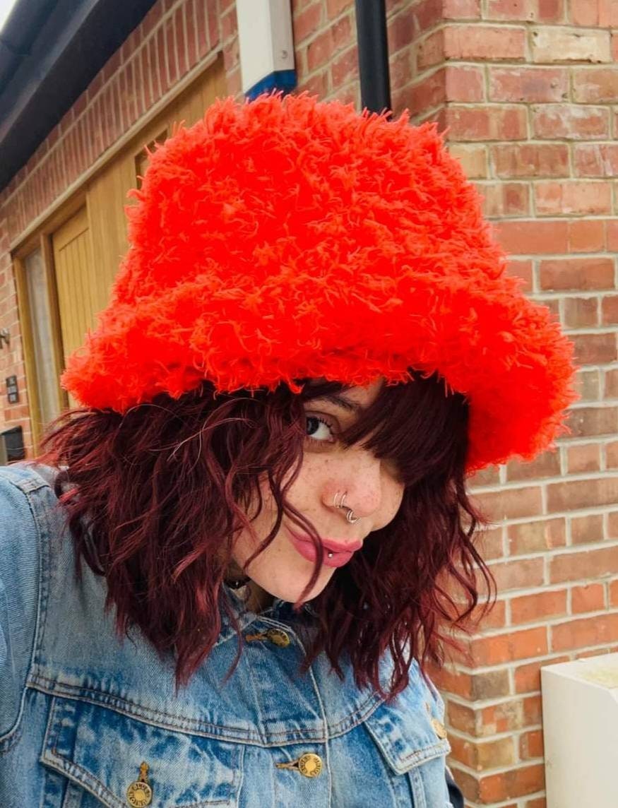 Curly Frills Orange Faux Fur Bucket Hat-Festival Hat-Floppy Hat-Fur Hat-Fake Fur Hat-Rave Hat-Orange Fur Hat- Orange Fur Hat-Bright Orange