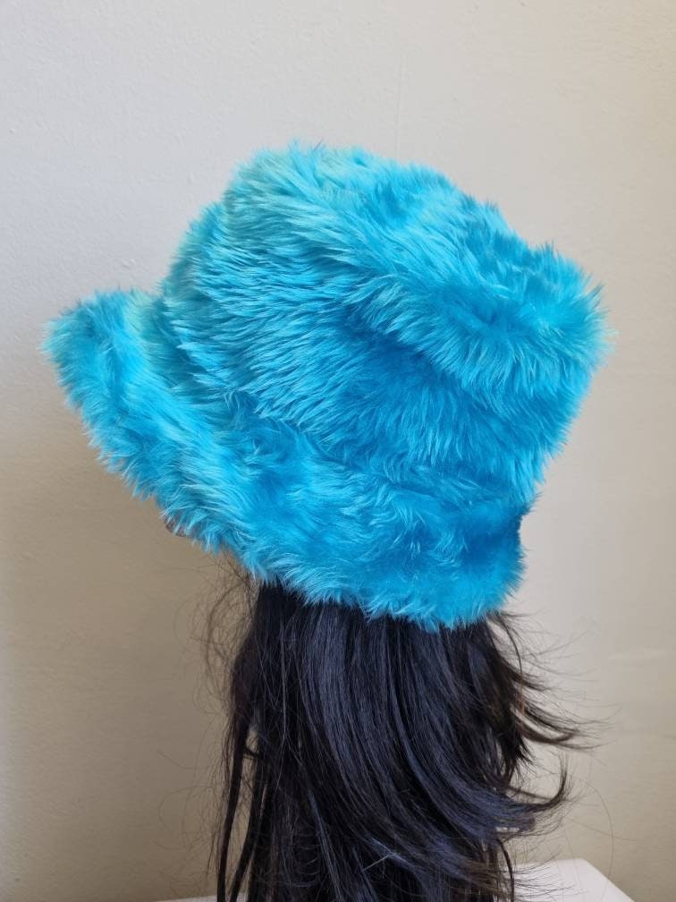 Turquoise Blue Faux Fur Bucket Hat-Festival Hat-Floppy Hat-Fur Hat-Fake Fur Hat-Rave Hat-Fur Hat- Blue Fur Hat- Furry Bucket Hat