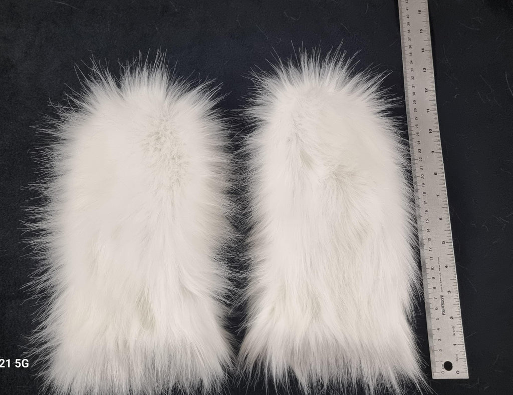 Gorgeous Fluffy Mittens in Luxury White Faux Fur