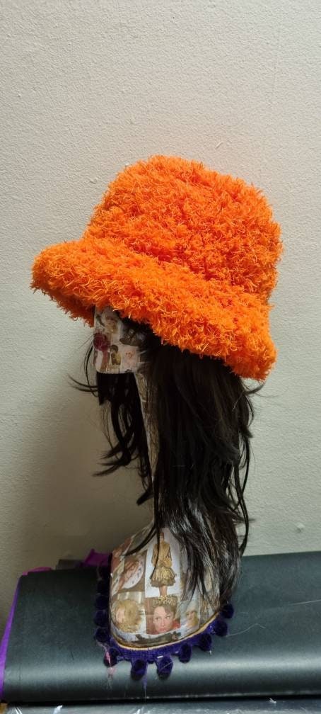 Curly Frills Orange Faux Fur Bucket Hat-Festival Hat-Floppy Hat-Fur Hat-Fake Fur Hat-Rave Hat-Orange Fur Hat- Orange Fur Hat-Bright Orange