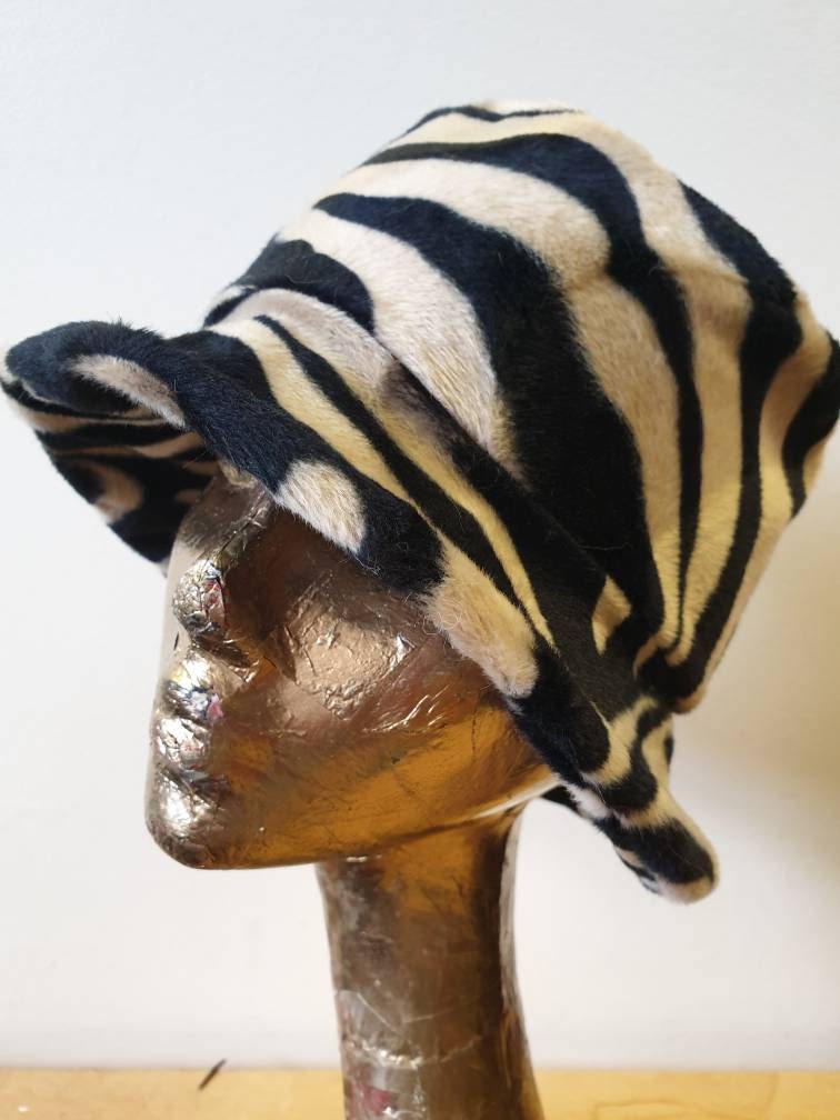 Antelope Print Short Faux Fur Bucket Hat-Fleece Lining-Furry Bucket Hat-Animal Print Bucket Hat-Festival Hat
