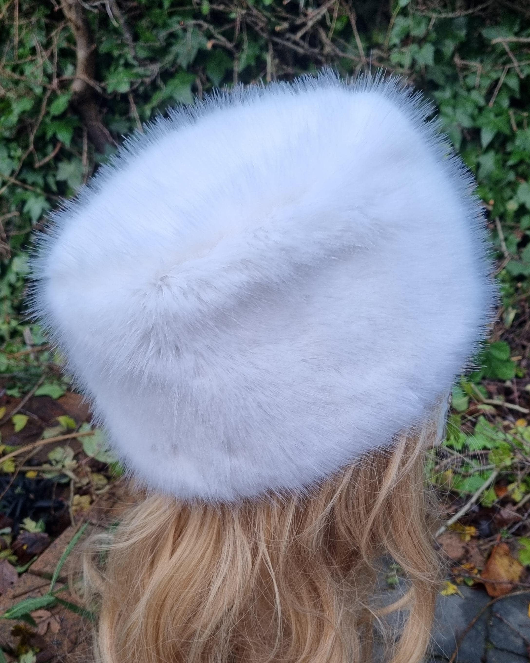 Super Luxury White Faux Fur Hat with Polar Fleece Lining