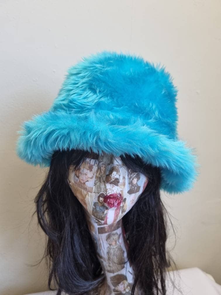 Turquoise Blue Faux Fur Bucket Hat-Festival Hat-Floppy Hat-Fur Hat-Fake Fur Hat-Rave Hat-Fur Hat- Blue Fur Hat- Furry Bucket Hat