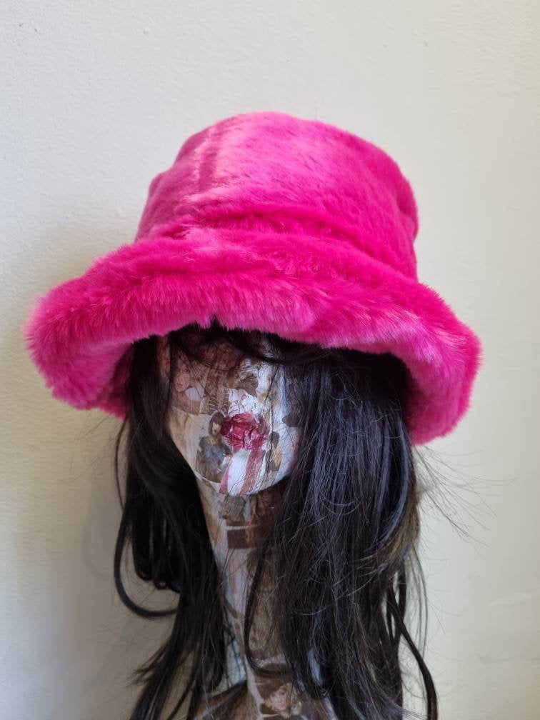 Shocking Pink Faux Fur Bucket Hat-Festival Hat-Floppy Hat-Fur Hat-Fake Fur Hat-Rave Hat-Pink Fur Hat- Fuzzy Bucket Hat- Pink Bucket Hat