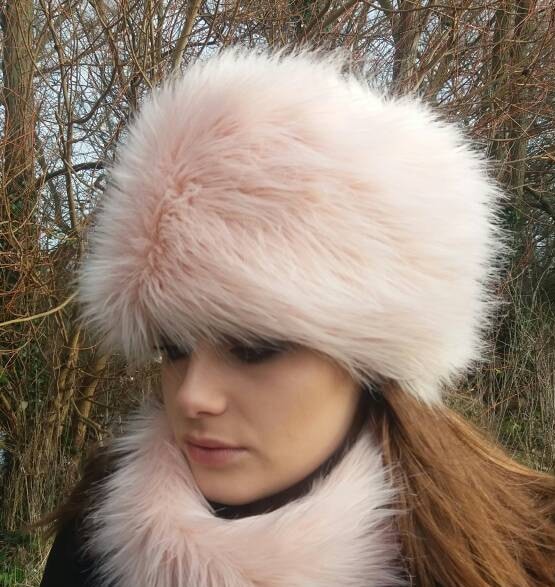 Pale Peachy Pink Luxury Faux Fur Hat-Polar Fleece Lining-Ladies Winter Hat-Fake Fur Hat-Faux Fur Hat-Fur Hat-Fleece Hat-Winter Hat-Pink Fur