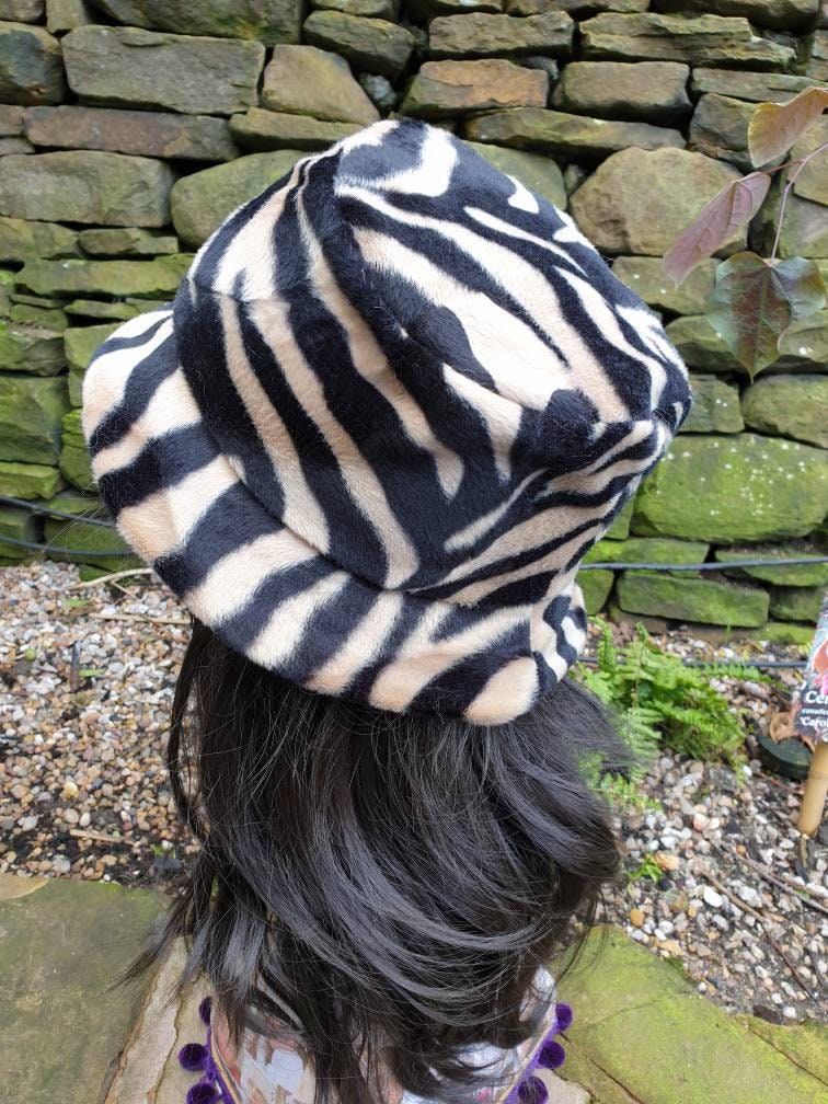 Antelope Print Short Faux Fur Bucket Hat-Fleece Lining-Furry Bucket Hat-Animal Print Bucket Hat-Festival Hat