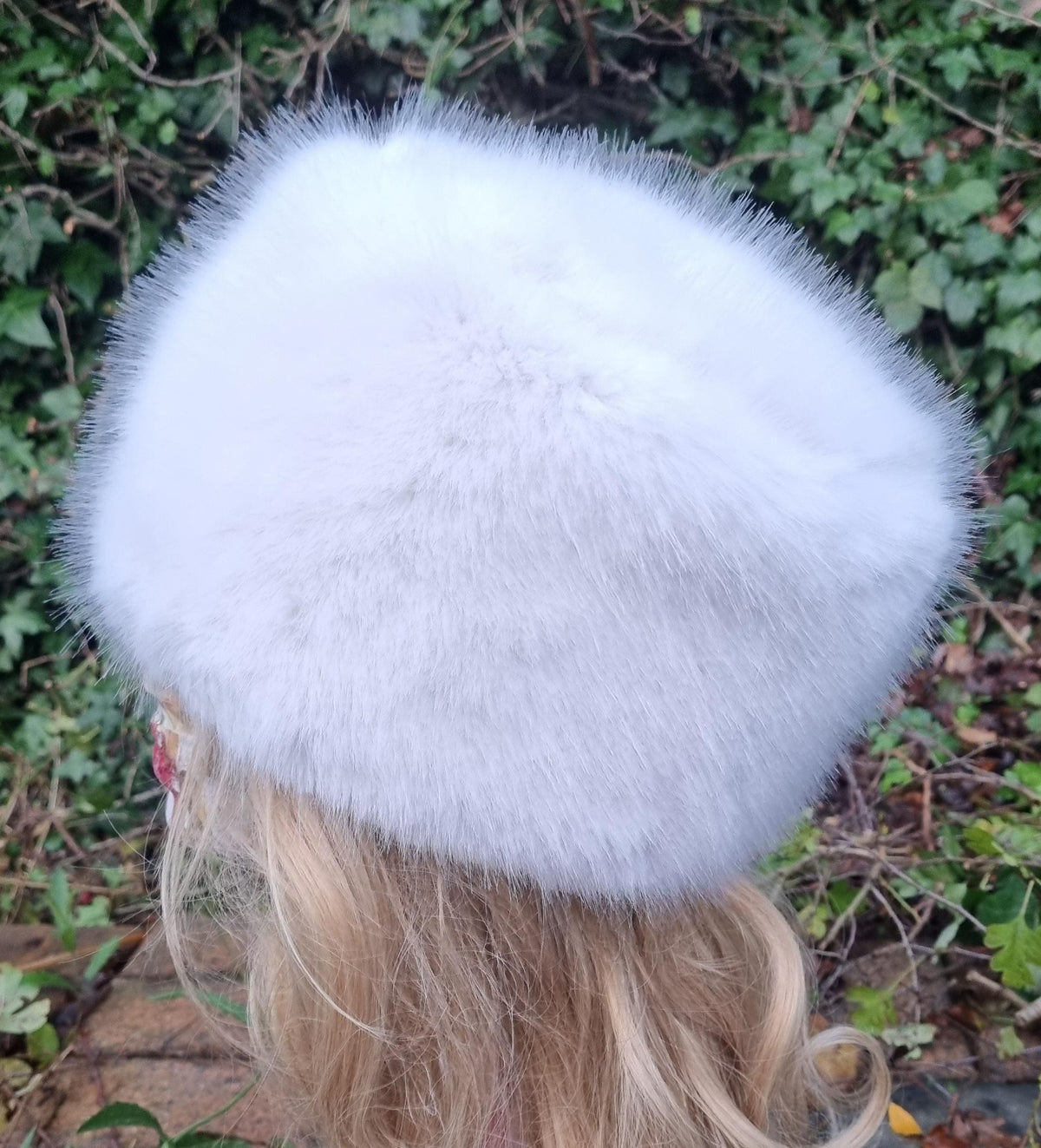 Super Luxury White Faux Fur Hat with Polar Fleece Lining